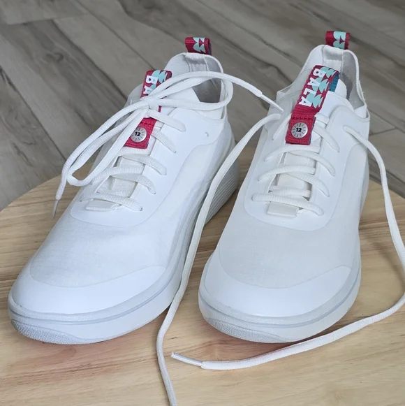 Bala Sneakers - Picture 2 of 12